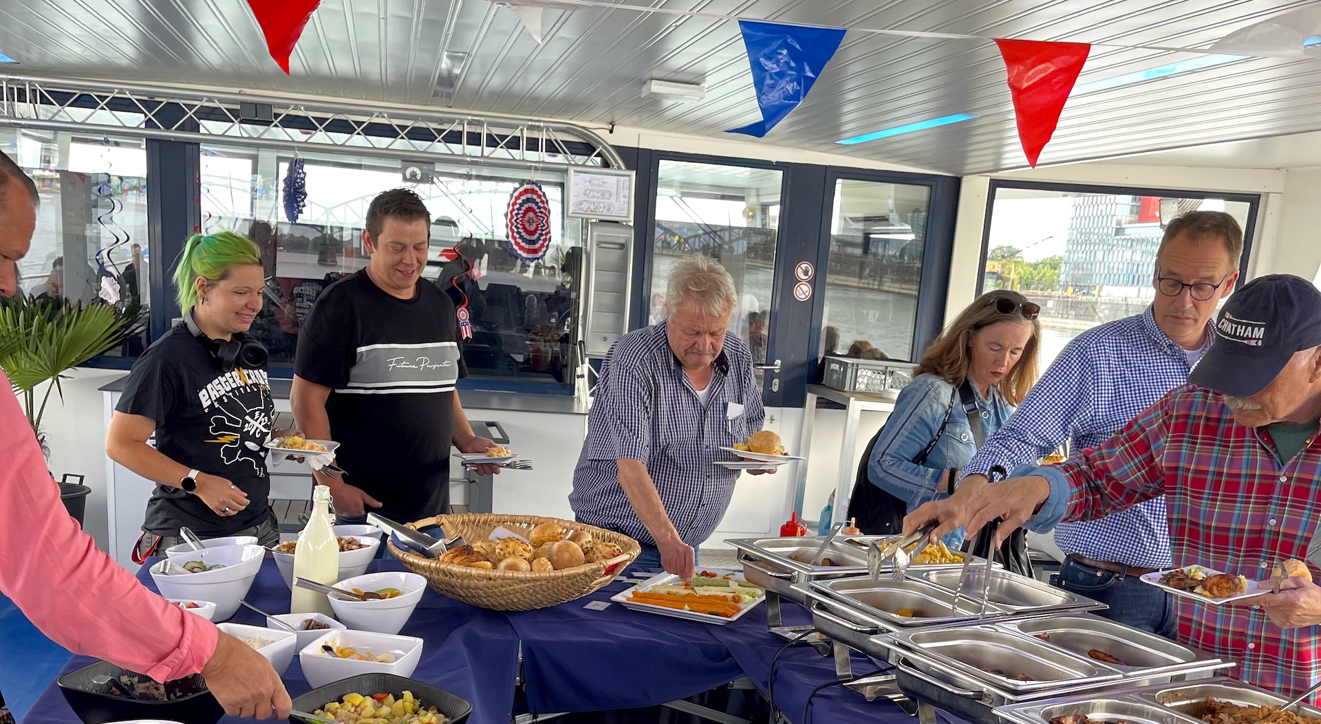 Das Buffet ist eröffnet