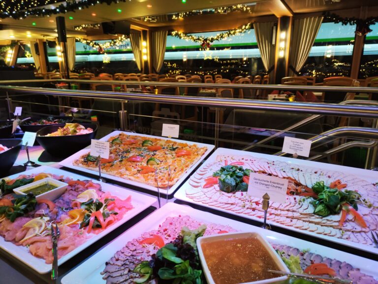 Weihnachtsfeier auf dem Rhein