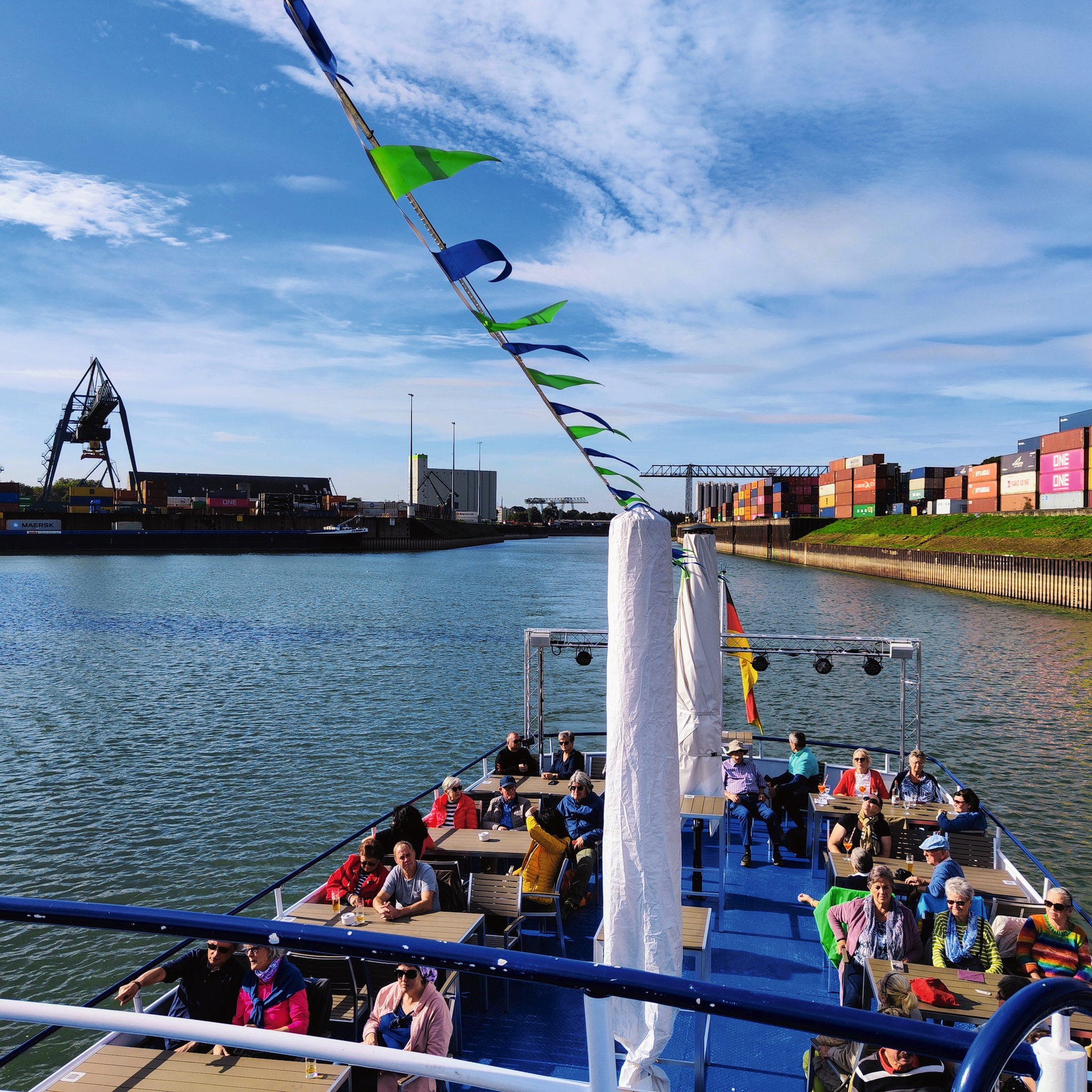 Hafentour auf der MS RheinLand im Niehler Hafen